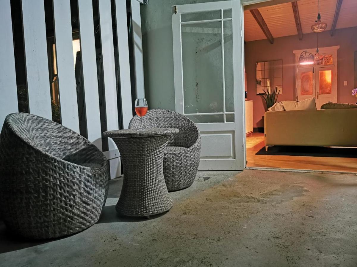 Aloe Cottage - 2 Bedroom Stanford Eksteriør billede